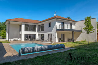  Maison à vendre 7 pièces 291 m²