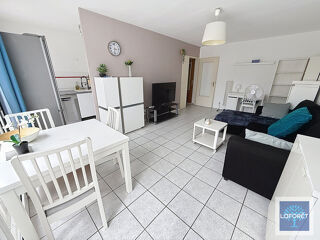  Appartement à louer 2 pièces 48 m²