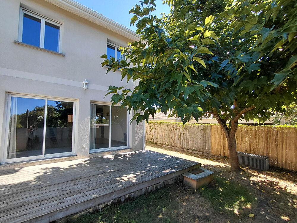 Vente Maison Maison de ville de 102 m2 à Prignac-Et-Marcamps Prignac et marcamps