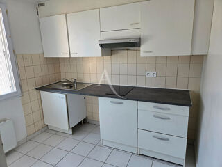  Appartement à louer 2 pièces 68 m²