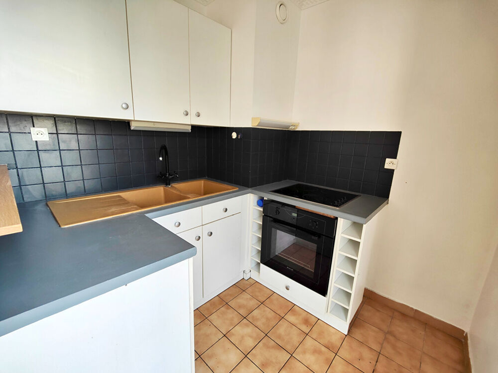 Location Appartement Studio de 34m² avec balcon à MELUN Melun