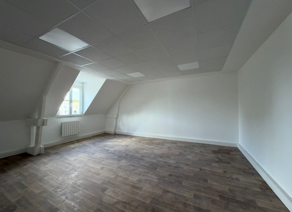 Bureau ou Appartement selon Projet. Potentiel avec ascenceur