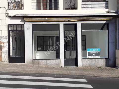   Local commercial  de 30.04 m2 en centre ville de Retournac 
