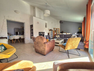  Maison  vendre 6 pices 199 m