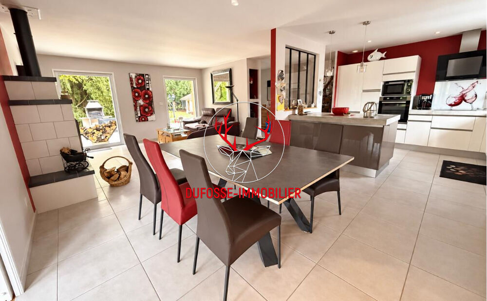 Vente Maison Maison de 134 m2 sur un terrain de 2080 m2 avec piscine Villieu loyes mollon