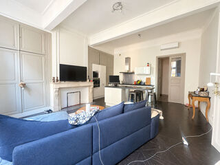  Appartement à louer 3 pièces 87 m²