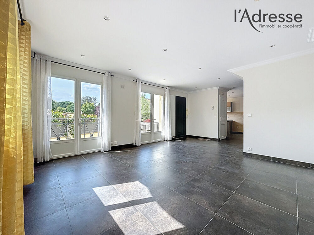 Location Maison NANTERRE/ Molires - Maison Indpendante - 5 pices 158m - Jardin 50m - 1 Garage Nanterre