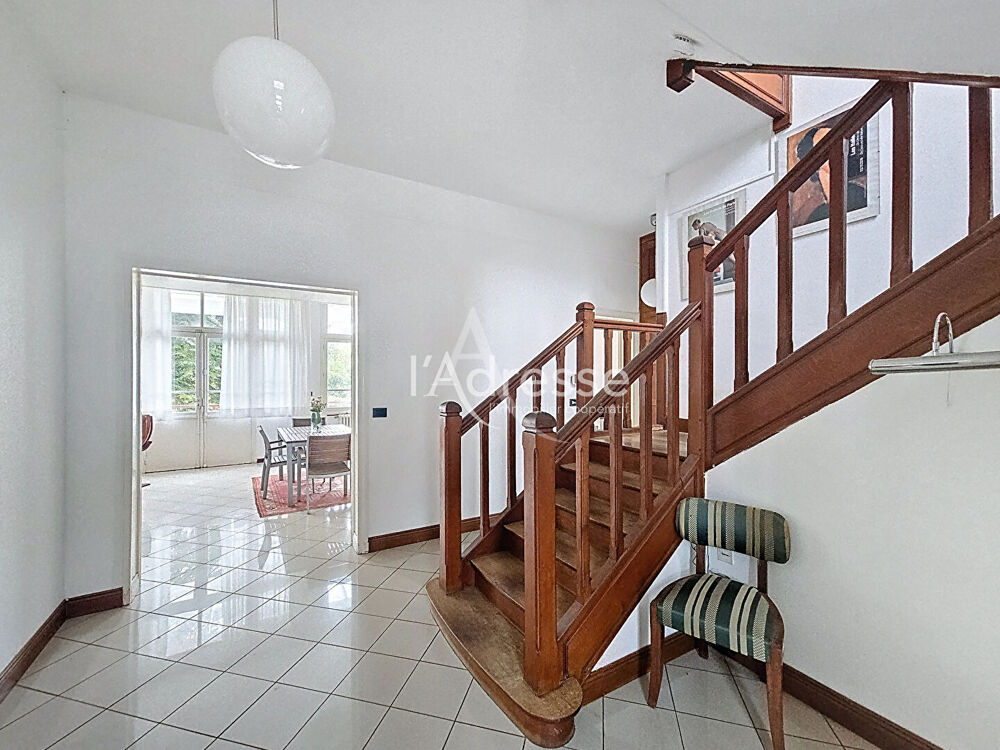 Maison de caractère à Couilly-Pont-aux-Dames 8 pièce(s)