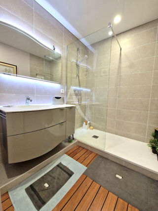  Appartement  vendre 6 pices 140 m
