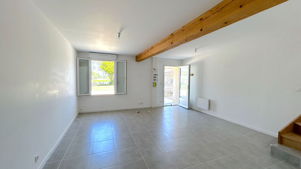 A LOUER MAISON DE TYPE 3 AVEC EXTERIEUR - SECTEUR PUGNAC