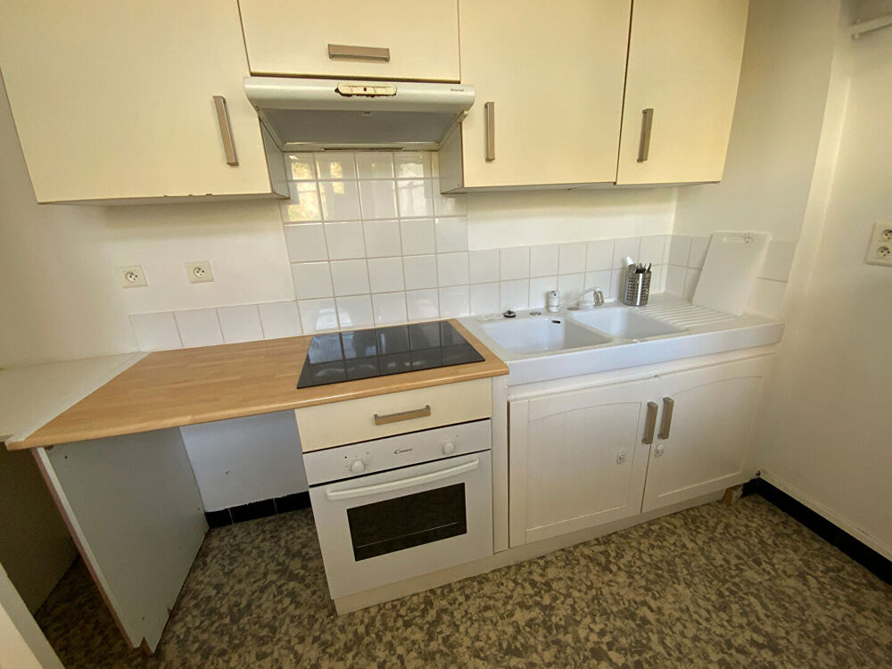 Location Appartement Appartement MEUBLÉ 3 pièce(s) 62 m² à Cuers Cuers