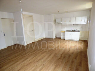  Appartement à louer 3 pièces 63 m²