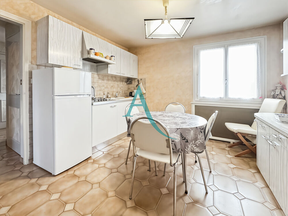 Vente Maison Maison Corbeil Essonnes 5 pièce(s) 85 m2 Corbeil essonnes