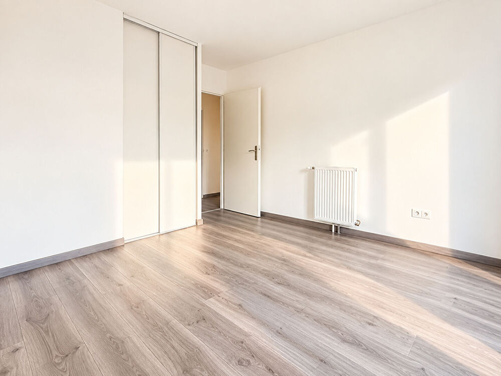 Vente Appartement T2 avec un extérieur, un stationnements et le RER A à pied Bussy saint georges