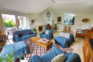  Maison à vendre 11 pièces 175 m²