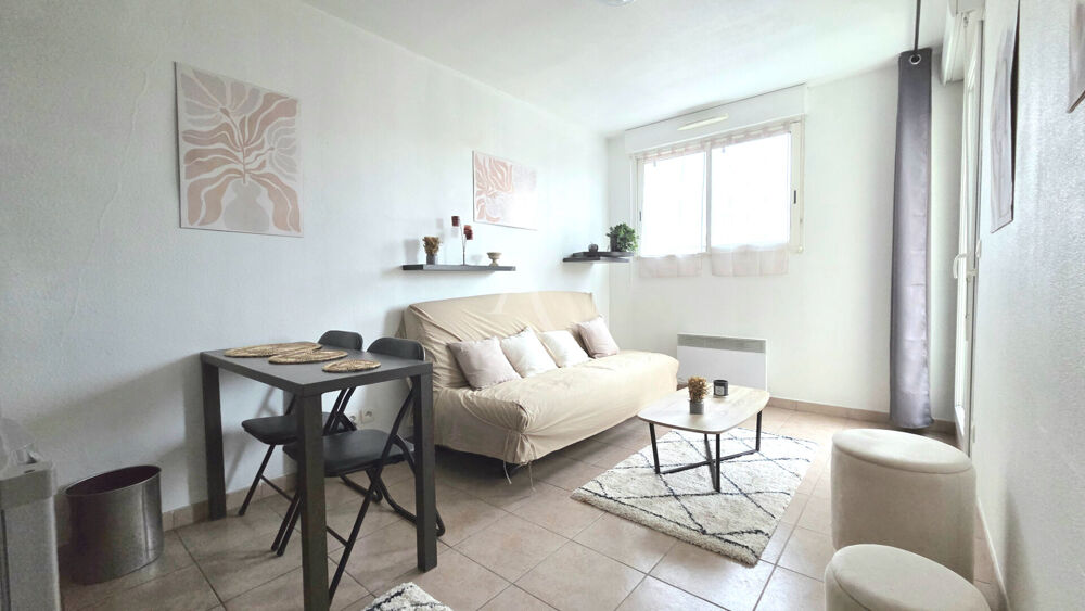 Studio à Montévrain avec son balcon et parking