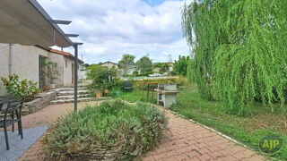  Terrain à vendre 825 m²