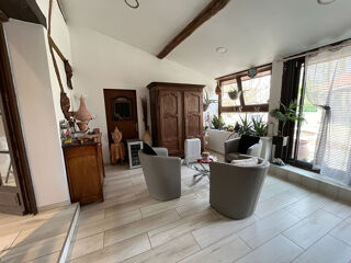  Maison � vendre 5 pi�ces 210 m�