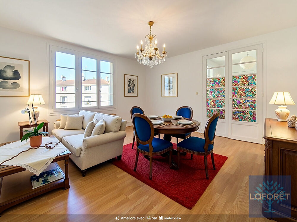 Vente Appartement Etampes, lumineux 3 pièces de 80 m² avec vue sur parc et proche RER C Etampes