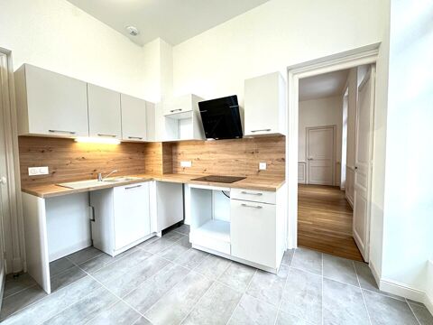  Appartement � louer 4 pi�ces 93 m�