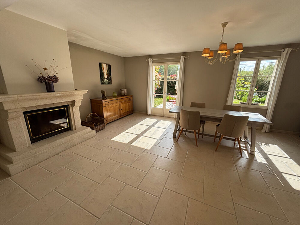 Maison proche SAINTE-GENEVIEVE