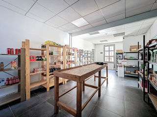  Immeuble à vendre 6 pièces 181 m²