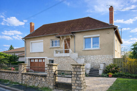   MAISON Saint BENOIT 6 pi�ces 4 chambres 176 m2 habitable. Maison - 6 pi�ce(s) - 176 m�