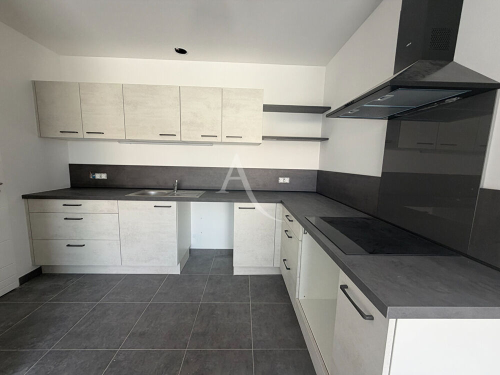 Vente Maison Maison Saint Colomban 4 pièce(s) 80.97 m2 Saint colomban