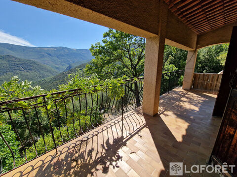   � louer Maison Pierrefeu 4 pi�ces 125 m2 + garage /atelier 50 m2 