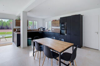 Vente Maison A VENDRE ! Villa neuve 5 chambres de 140 m² avec piscine et garage - VIDAUBAN Vidauban