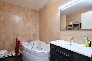  Appartement � louer 5 pi�ces 133 m�