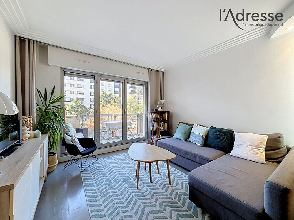 Vente Appartement 3 pièces de 67 m² - Cave - Parking en sus Suresnes