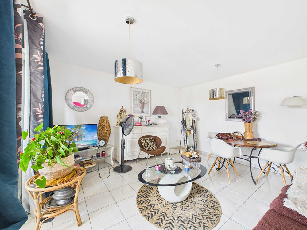 Vente Appartement À VENDRE: T2 de 53 m² avec terrasse plein sud, garage et parking Tournon Sud Tournon sur rhone