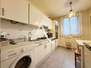  Appartement � vendre 5 pi�ces 82 m�