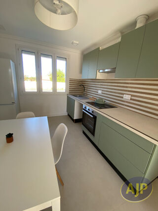  Maison à louer 5 pièces 73 m²