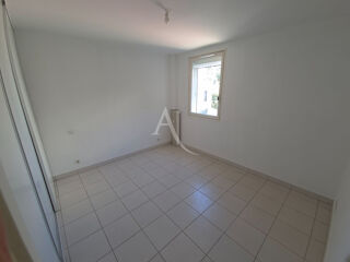  Appartement à louer 4 pièces 70 m²