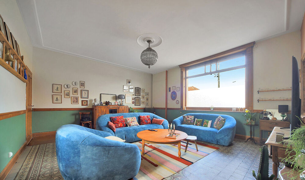 Maison de caractère 266 m²