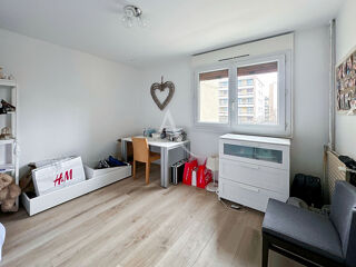  Appartement � vendre 5 pi�ces 82 m�