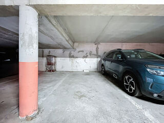  Parking / Garage � vendre 