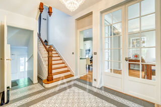  Maison à vendre 8 pièces 230 m²