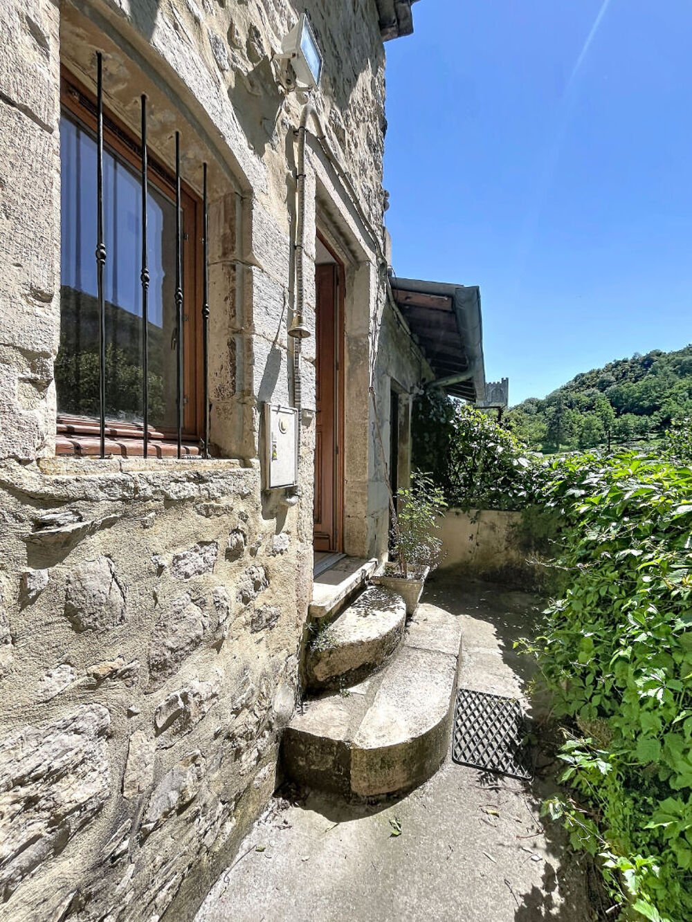 Vente Maison Ensemble immobilier Cruas composé de deux logements : 7 pièce(s) 166 m2 Cruas