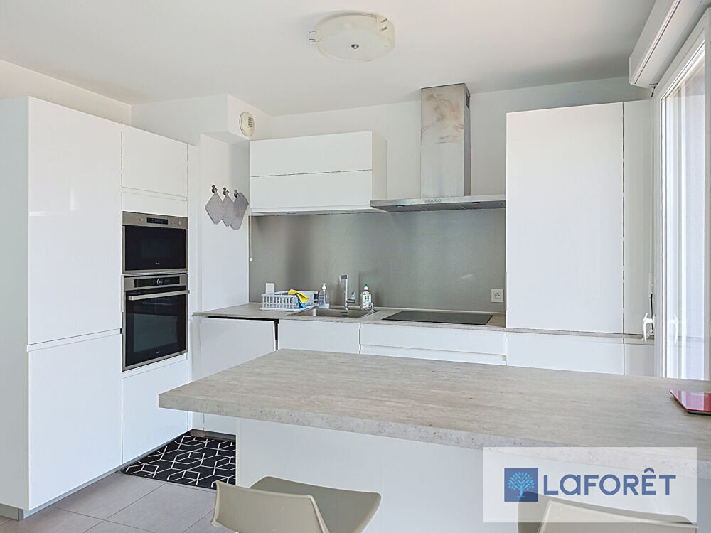 Appartement Saint Genis Pouilly 3 pièce(s) 72.6 m2