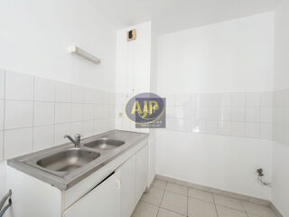  Appartement à louer 2 pièces 50 m²