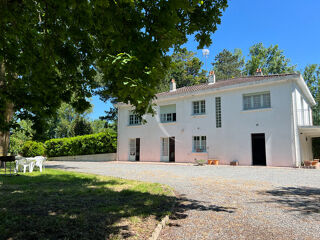  Maison  vendre 10 pices 120 m