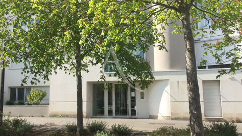  Parking / Garage � louer 