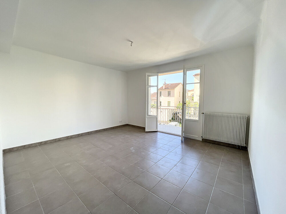 Appartement Ajaccio 1 pièce- 36.34 m2- Avenue Kennedy - calme - parking collectif