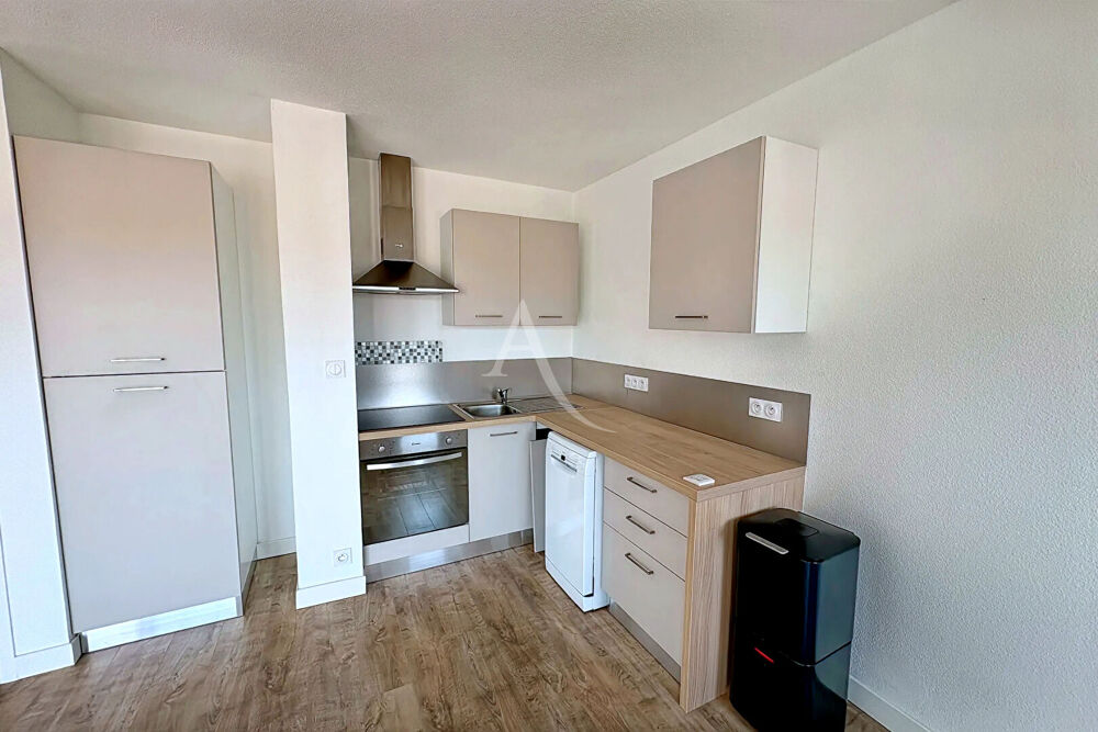 Appartement 2 pièces 40m2 + parking + cave
