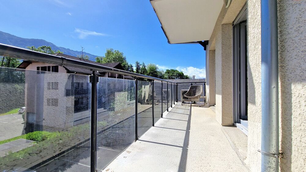 Vente Appartement Appartement  4 pièces 89.60m2 Au calme Aix les bains