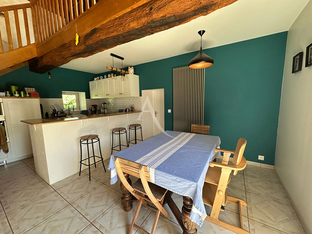 Maison en pierre 3 chambres + mezzanine 154 m² à vendre dans un hameau d'Aizenay