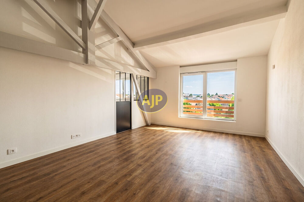 Appartement T2 de 57 m² loi Carrez